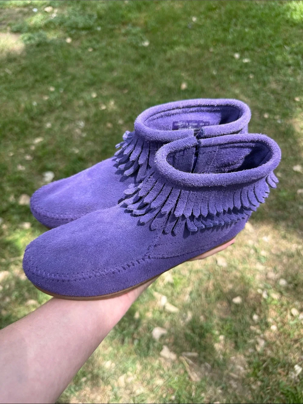 Minnetonka leather kids moccasin